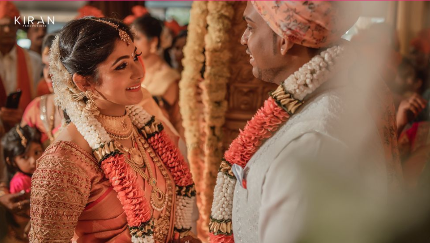 Kannada Actress Yajana and Sandeep get hitched In Mangalore- South Indian Wedding Tale